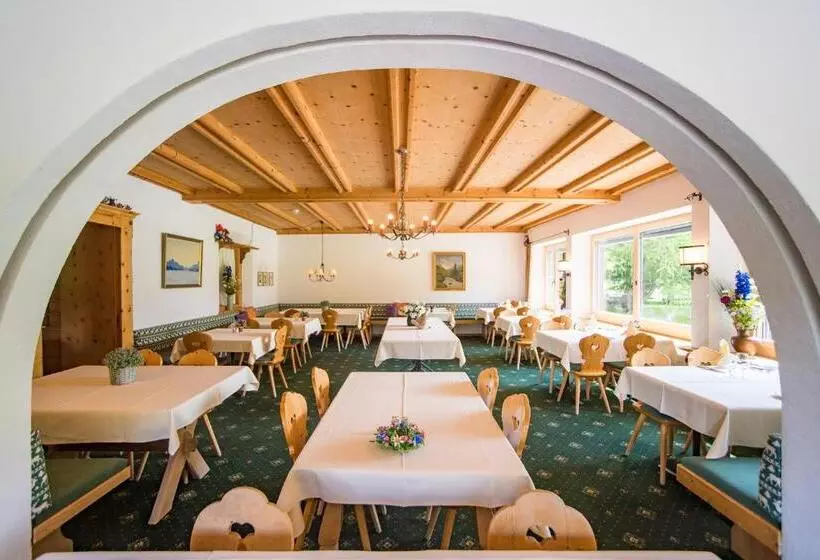 Hotelli Sonne Fex Alpine Hideaway