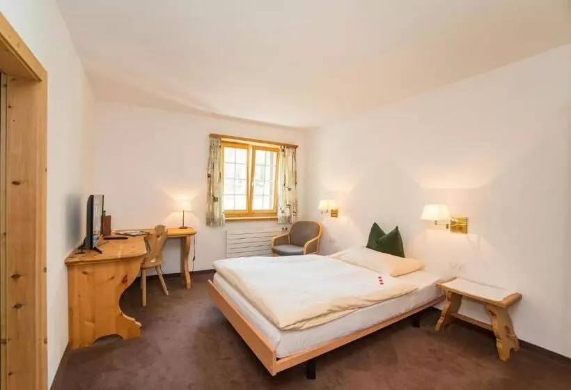 Hotelli Sonne Fex Alpine Hideaway