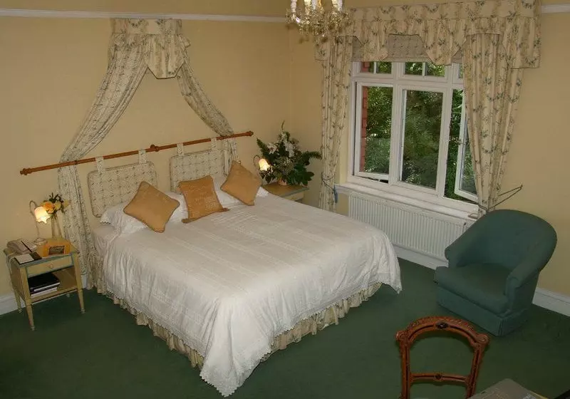 Fallowfields Country House Hotel