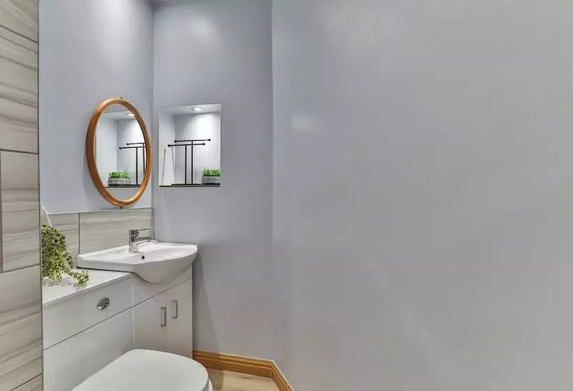 هتل Serenity Guest House