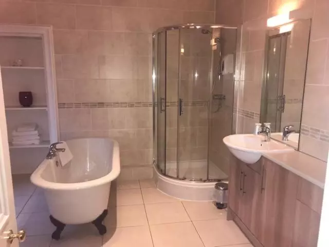 The Bein Inn Hotel & Restaurant