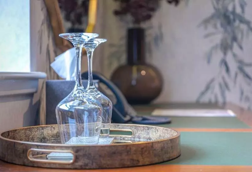 בית מלון כפרי The Raeburn