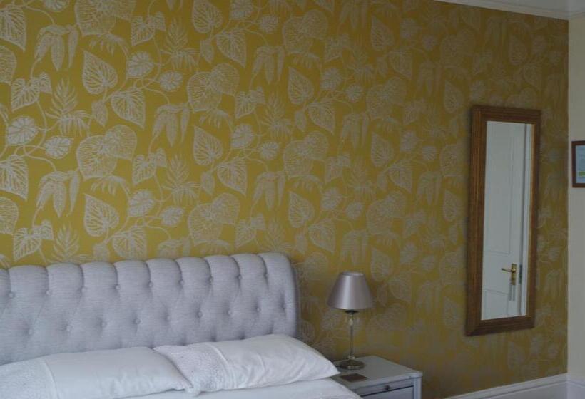 ホテル Varley House