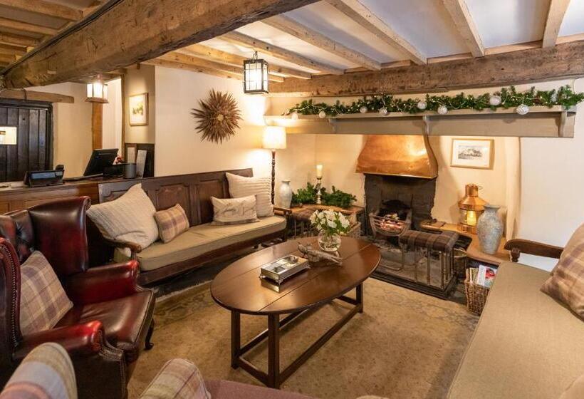 Hotelli The West Arms