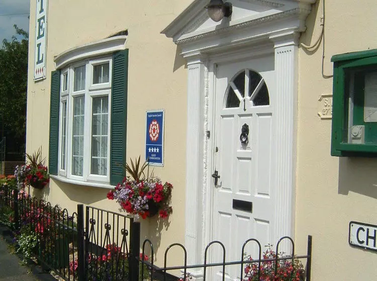 Мотель Atz&h Inn