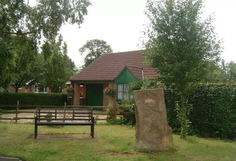 Мотель Atz&h Inn