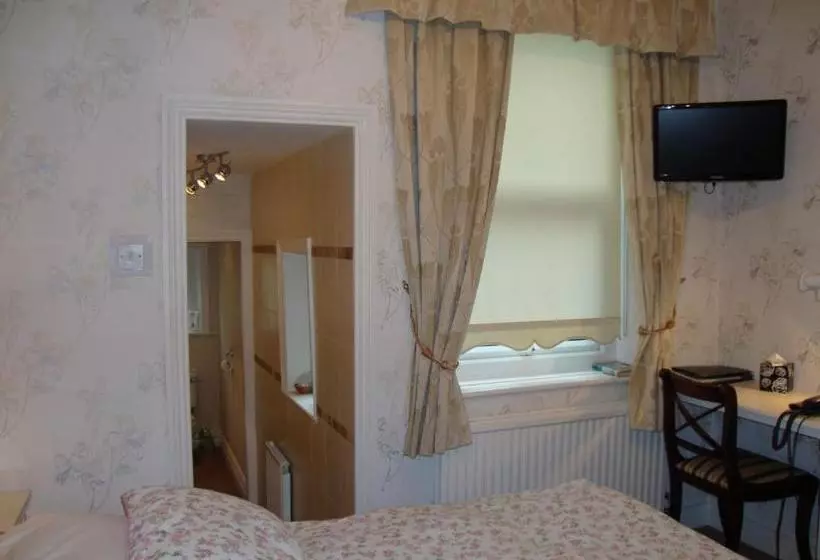 Sherwood Hotel  B&b