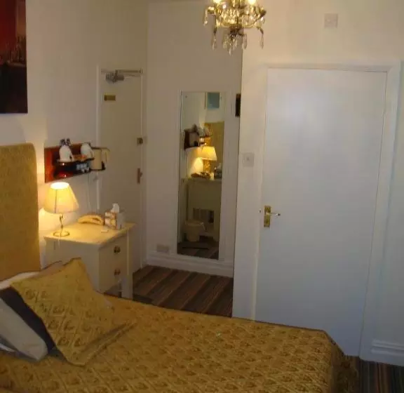 Sherwood Hotel  B&b