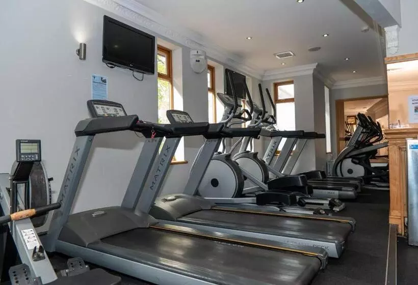 The Shurland Hotel Gym Spa