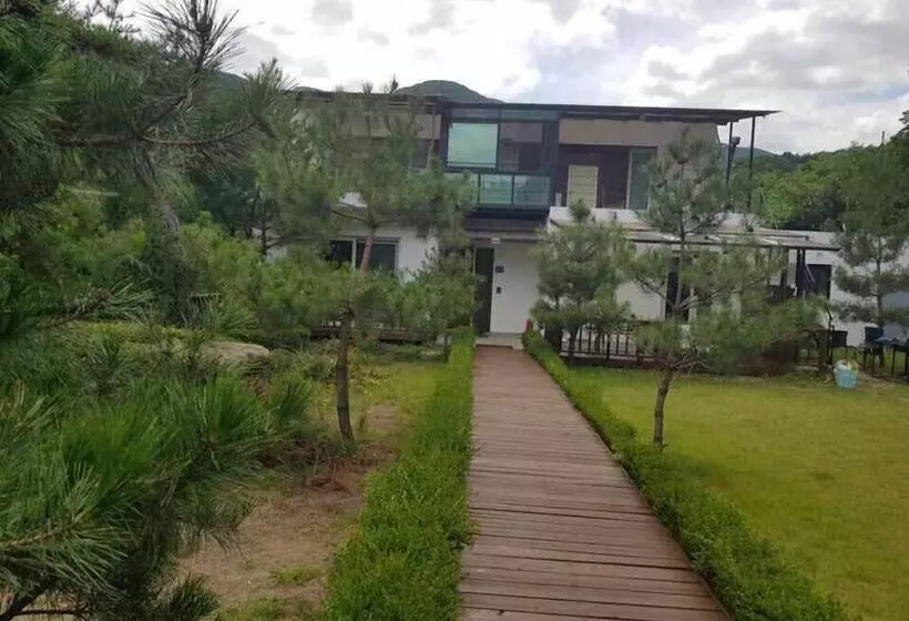 Gapyeong Solnanggu Pension