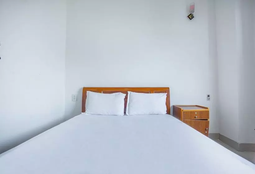 هتل Duc Anh By Oyo Rooms