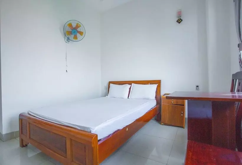 هتل Duc Anh By Oyo Rooms