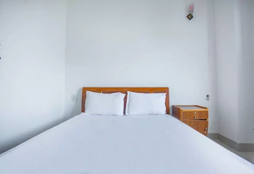 هتل Duc Anh By Oyo Rooms