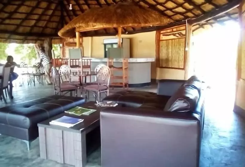 هتل Mophy  Budget  Safari  Lagoon  Camp