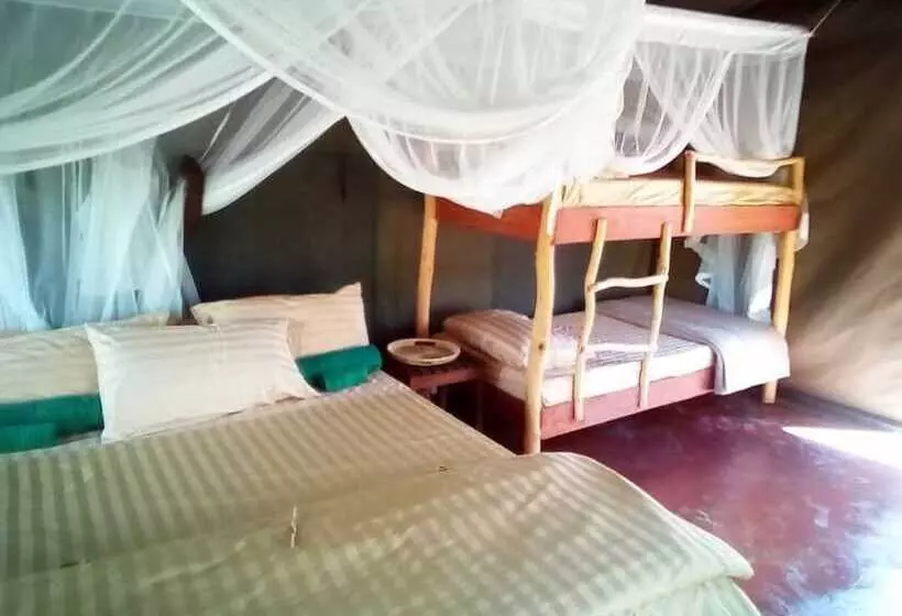 هتل Mophy  Budget  Safari  Lagoon  Camp