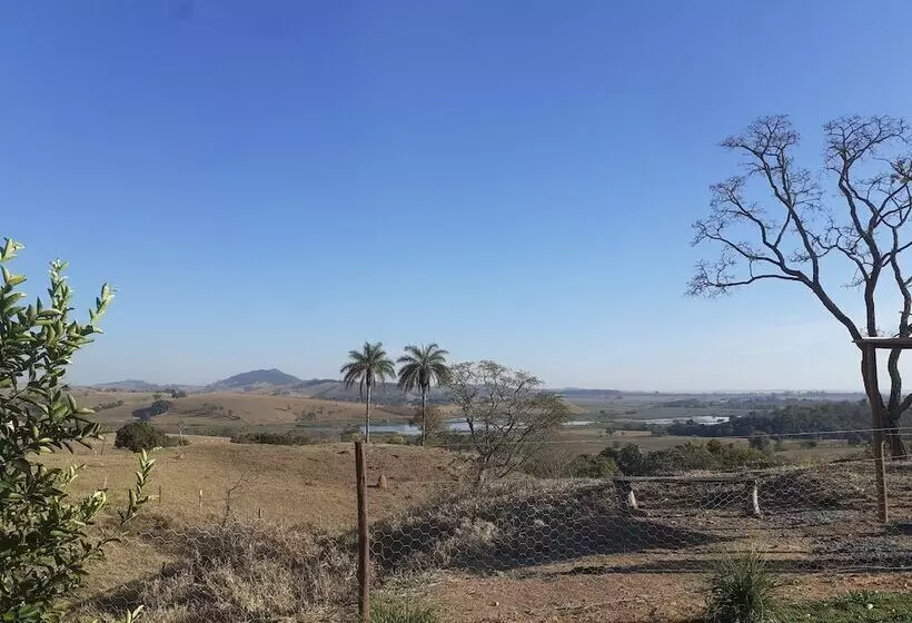 Hotelli Pousada Flores De Ipê