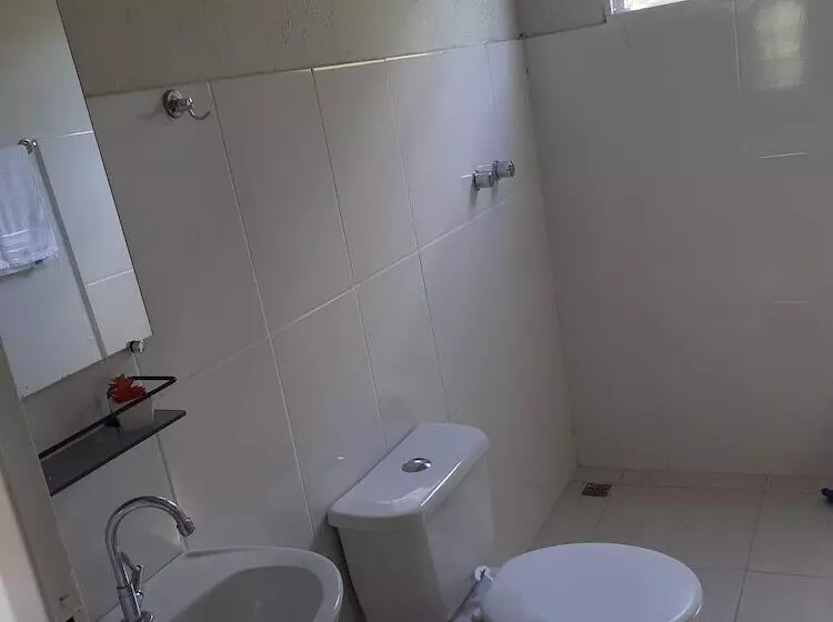 Hotelli Pousada Flores De Ipê