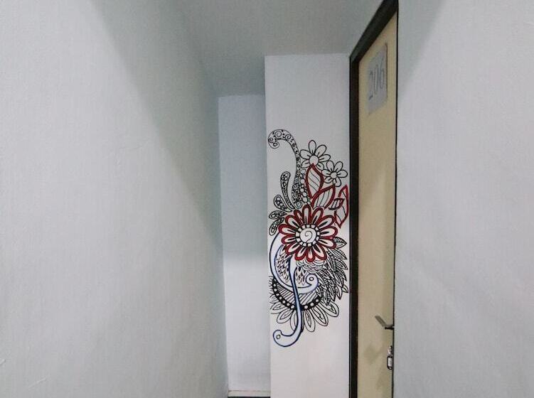 호스텔 Kamar Keluarga Bandara Ii Syariah