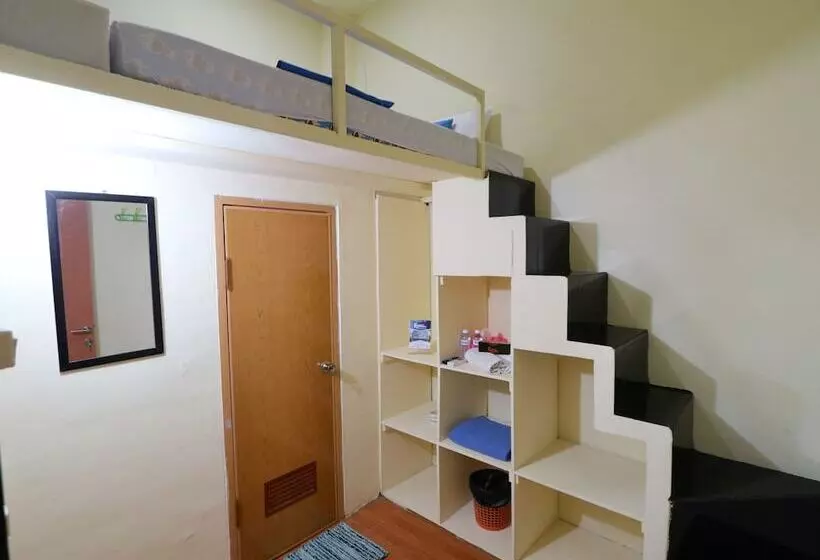 Retkeilymaja Kamar Keluarga Bandara Ii Syariah