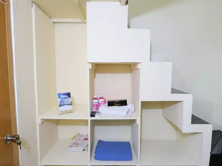 Retkeilymaja Kamar Keluarga Bandara Ii Syariah