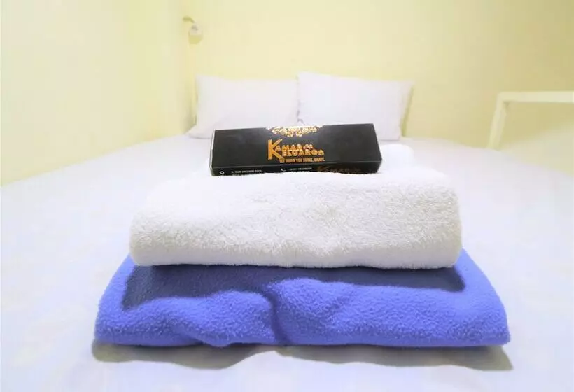 Retkeilymaja Kamar Keluarga Bandara Ii Syariah