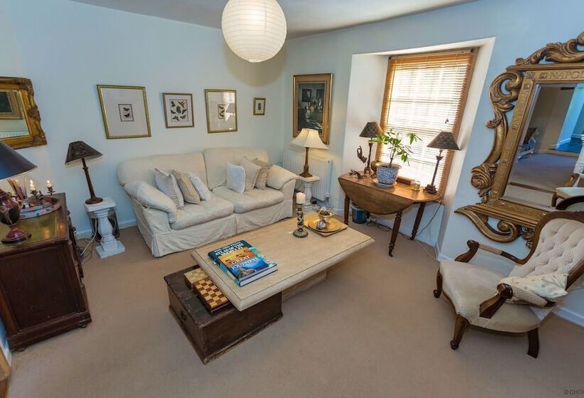 Braunton Magnolia Cottage 3 Bedrooms