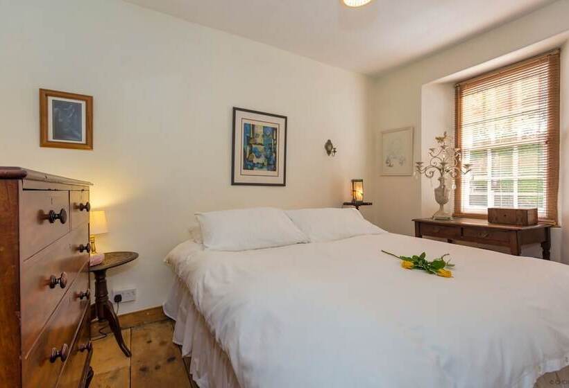 Braunton Magnolia Cottage 3 Bedrooms