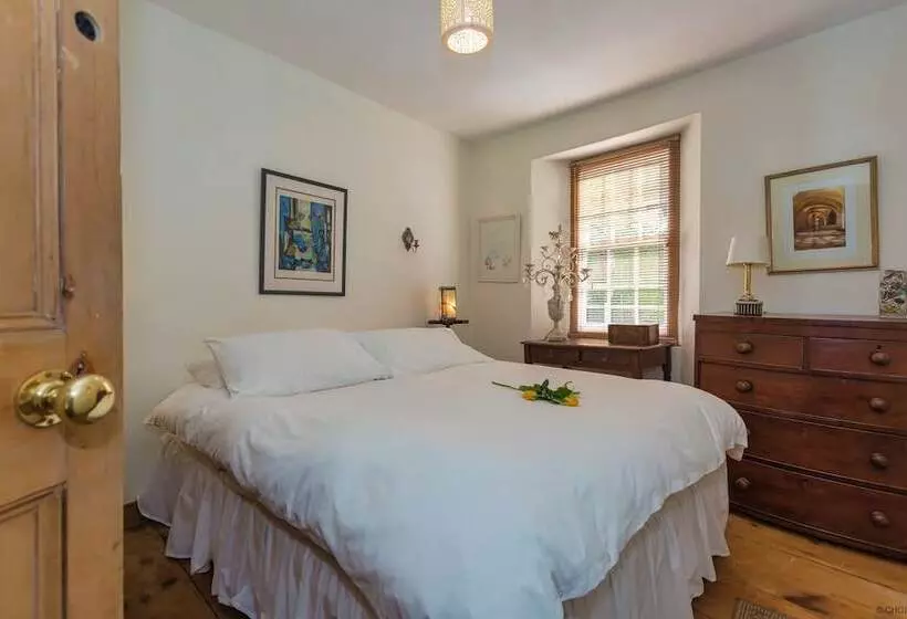 Braunton Magnolia Cottage 3 Bedrooms