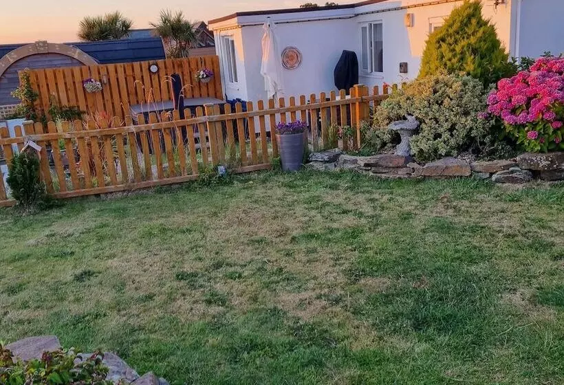 Hegarty's Cottage At Trevarrian Lodge