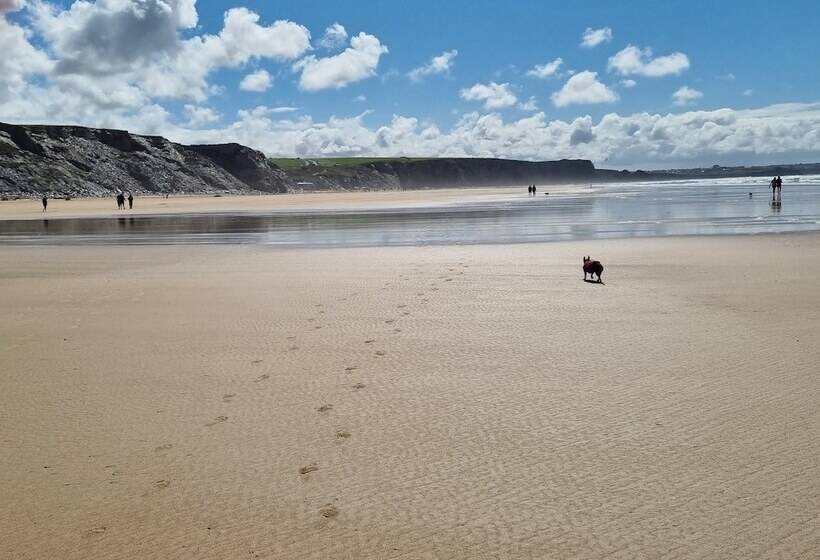 Hegarty's Cottage At Trevarrian Lodge