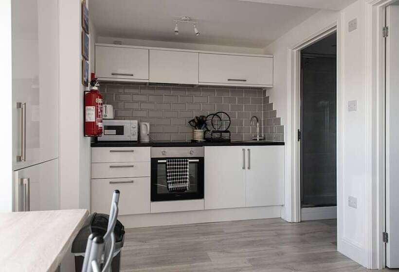 Hegarty's Cottage At Trevarrian Lodge