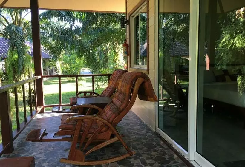 Hotelli Khao Sok Palm Garden Resort