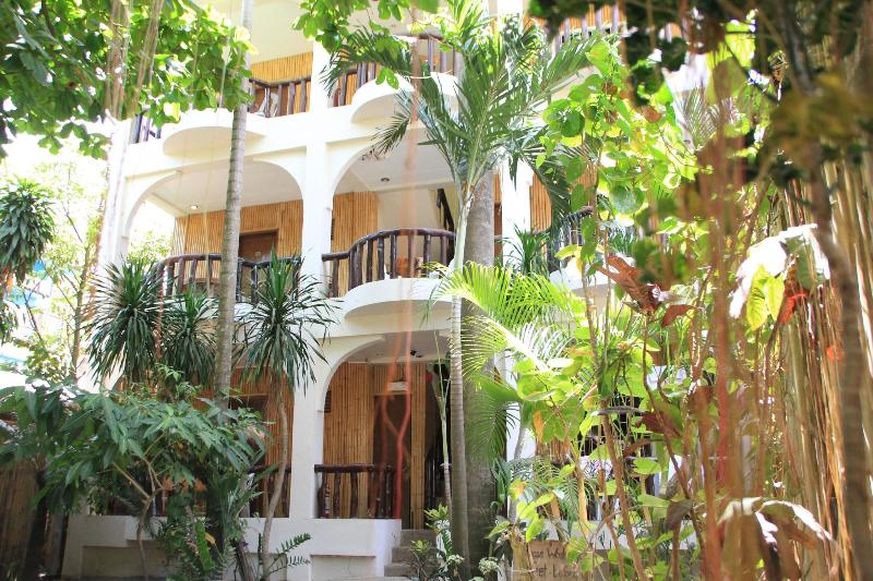 فندق Mendelluke Suites