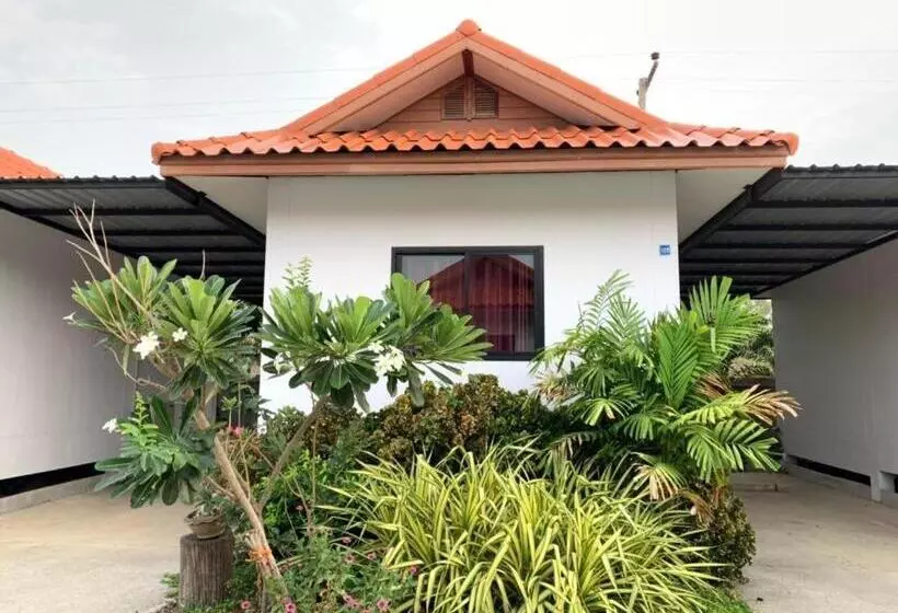 Hotelli Nangrong Garden Home