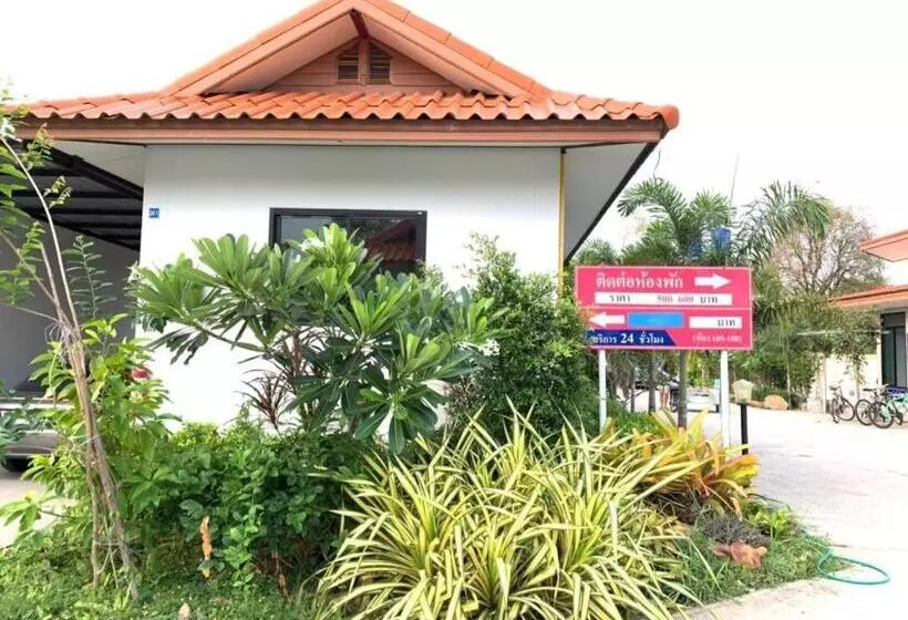 Hotelli Nangrong Garden Home