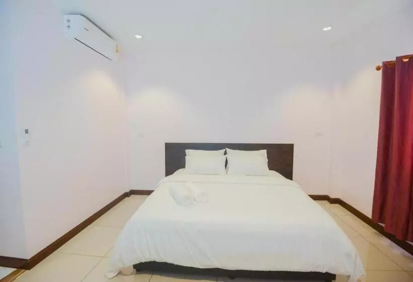 Hotelli Nangrong Garden Home