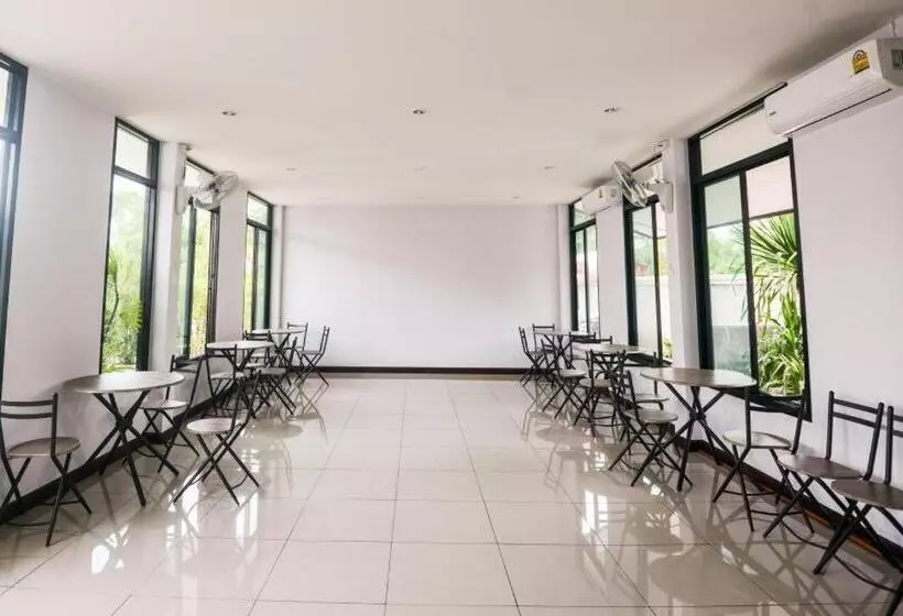 Hotelli Nangrong Garden Home