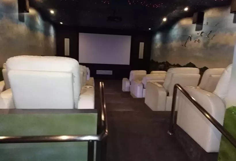 ホテル Whitehouse Of The Lord Of Scents