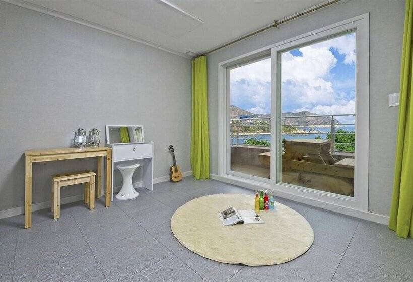 Janghohang J Story Spa Pension