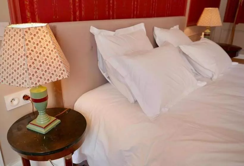 Aamiaismajoitus (B&B) Chateau De Mauvilly