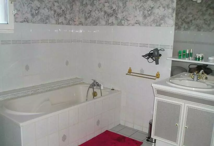 Aamiaismajoitus (B&B) Les Hortensias