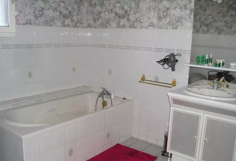 Aamiaismajoitus (B&B) Les Hortensias