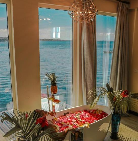 هتل Azul Paradise Bocas