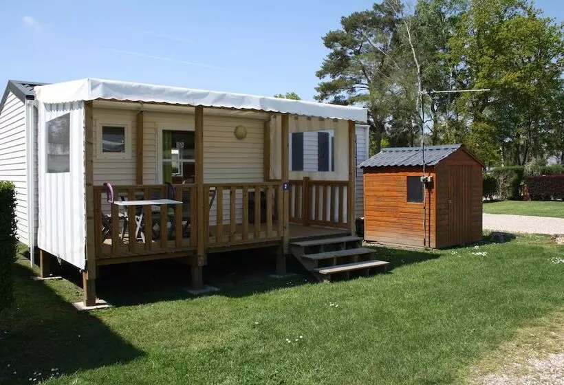 Hotelli Camping La Salverte