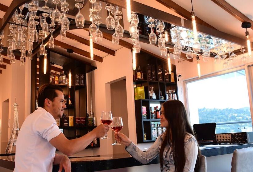 ホテル San Antonio Guarne