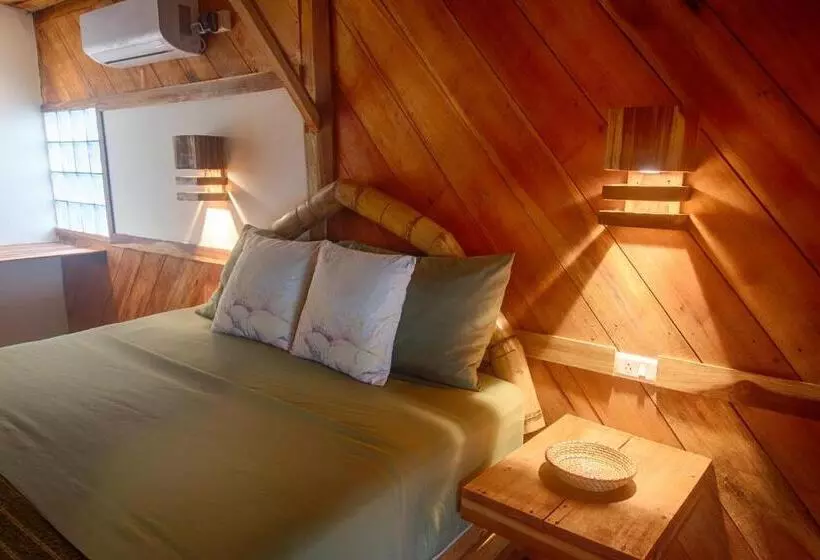 ホテル Vistamar Guest House