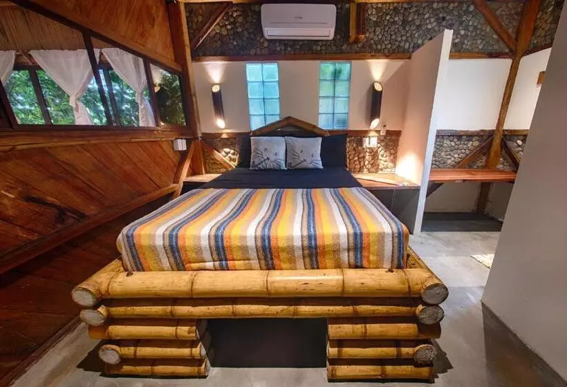 ホテル Vistamar Guest House
