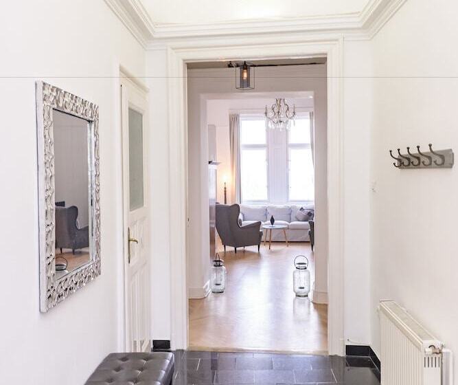 Pelicanstay In Buda Historical District