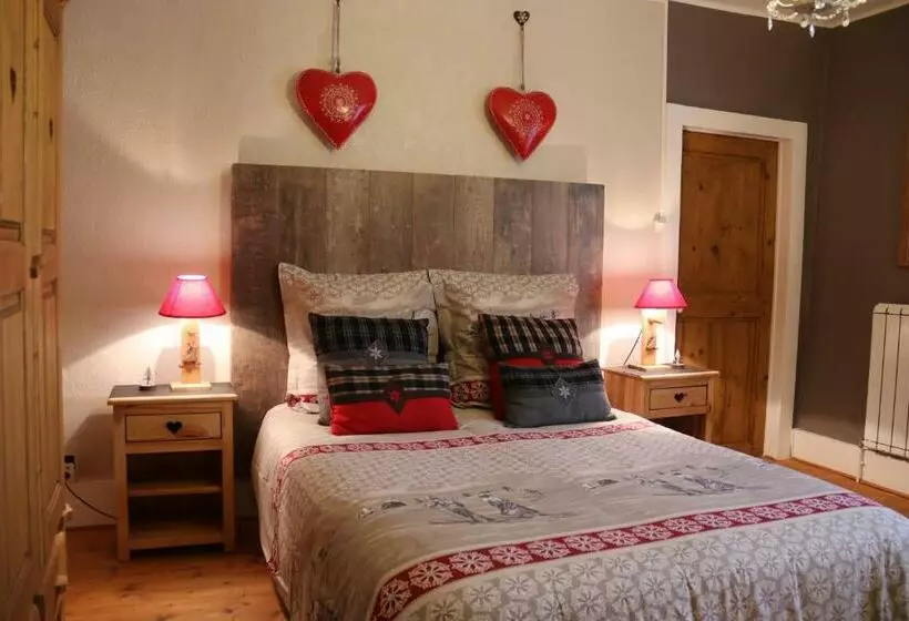 ペンション Au Coeur Du Lapidaire