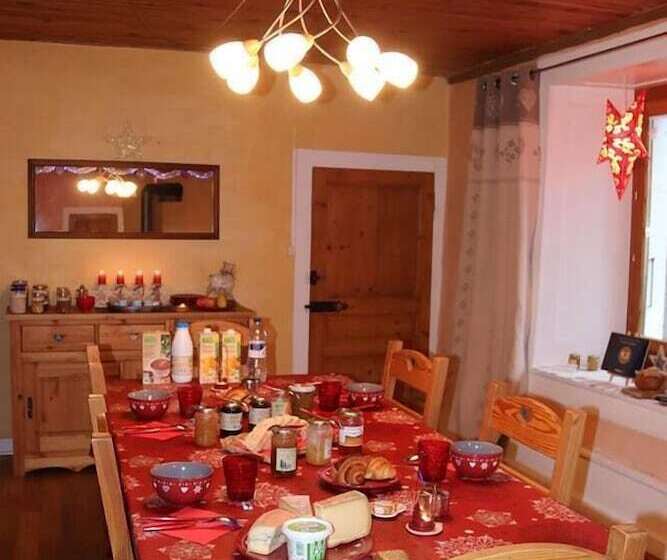 ペンション Au Coeur Du Lapidaire